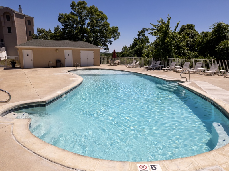 Complex pool
