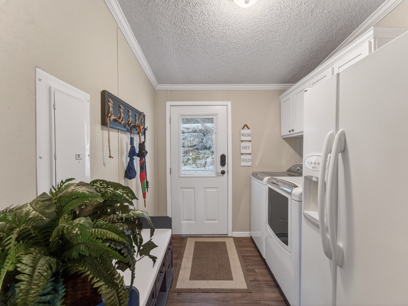 FRONT FOYER