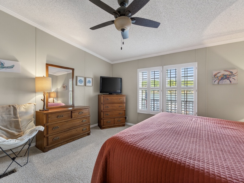 BEDROOM 2 - KING BED