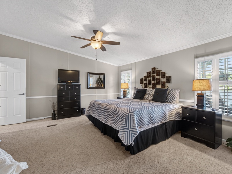 BEDROOM 1 - KING BED