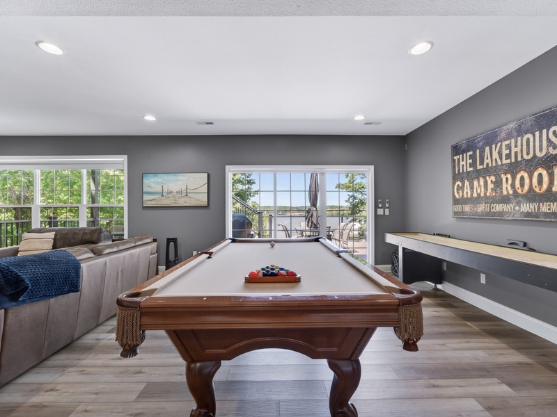 LOWER LEVEL LIVING/GAMING AREA