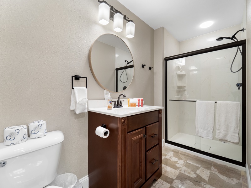 Bathroom 4 - adjoining bedroom 3