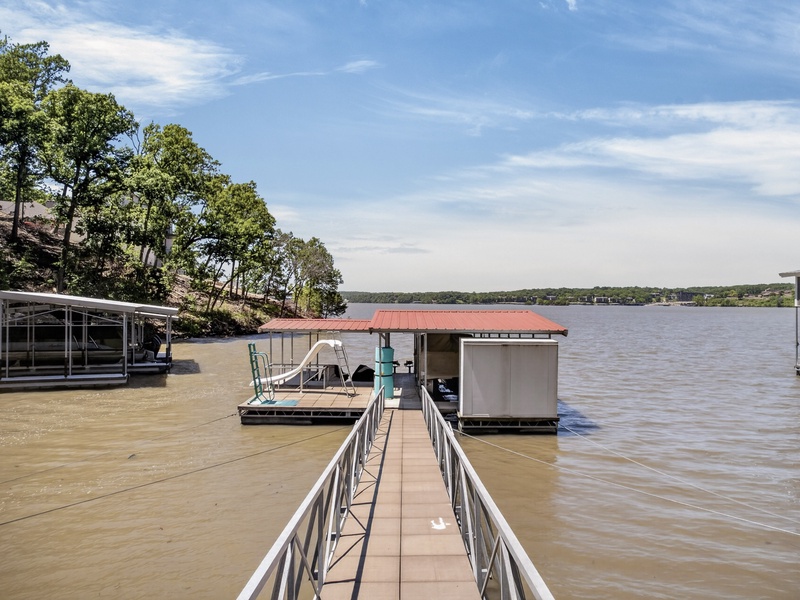 DOCK
