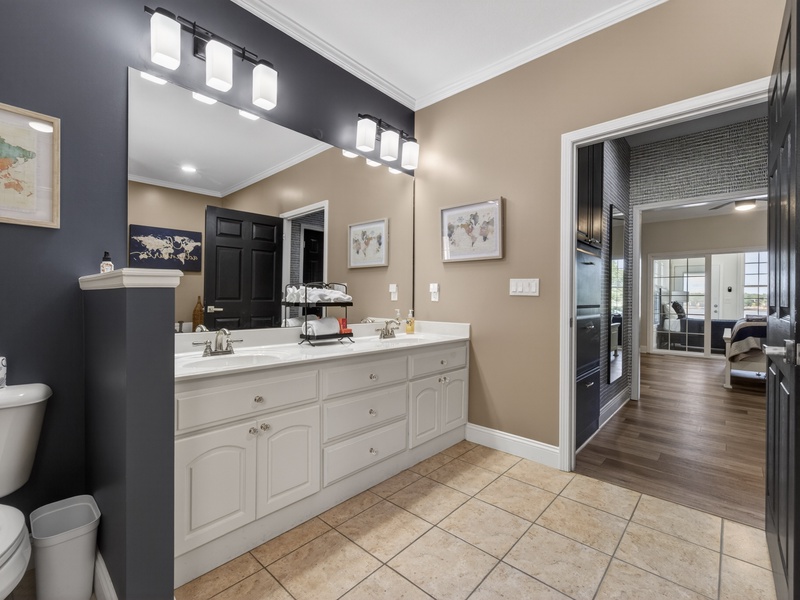 BATHROOM 2 - ADJOINING BEDROOM 1 ON MAIN LEVEL