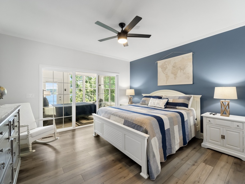 Bedroom 1 - King bed on main level