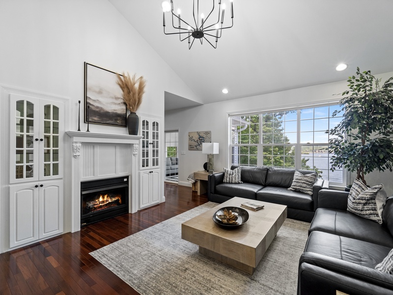 Main level living area