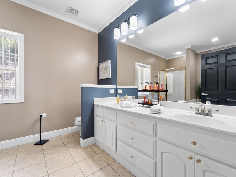 Bathroom 2 - adjoining bedroom 1