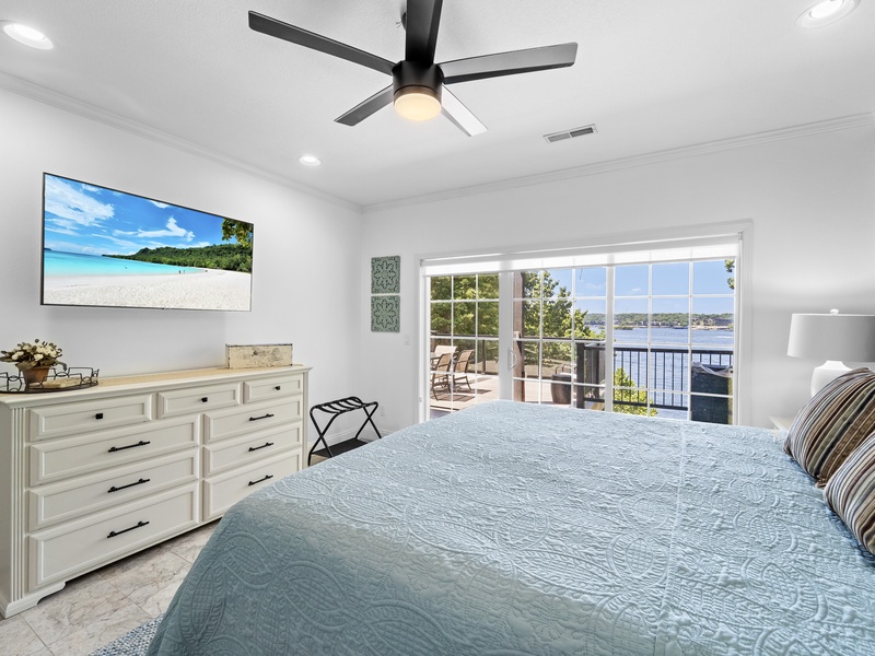 Bedroom 3 - King bed lower level