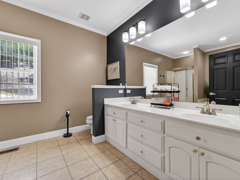 BATHROOM 2 - ADJOINING BEDROOM 1 ON MAIN LEVEL