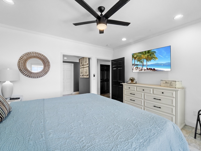 Bedroom 3 - King bed lower level