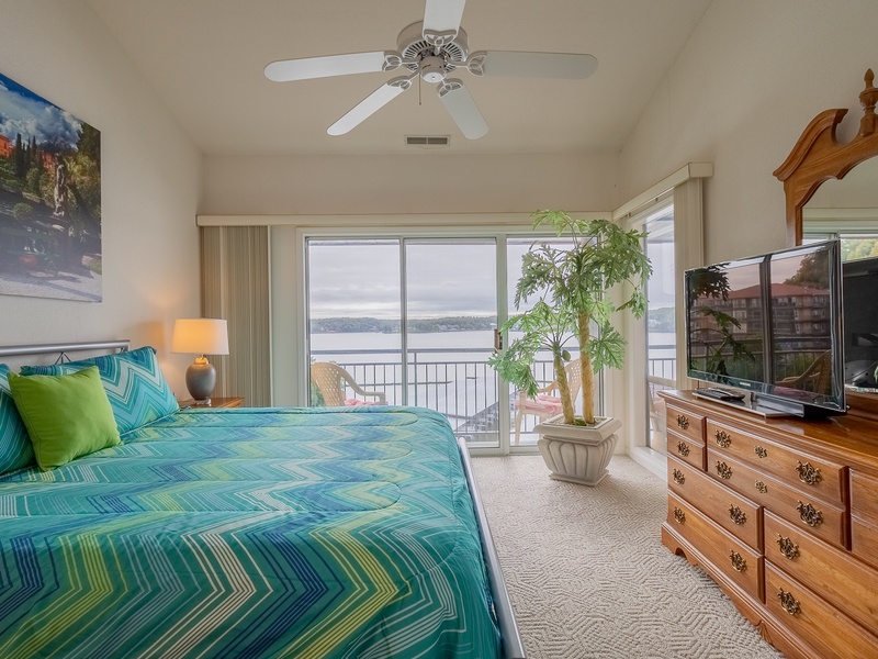 BEDROOM 1 WITH KING BED