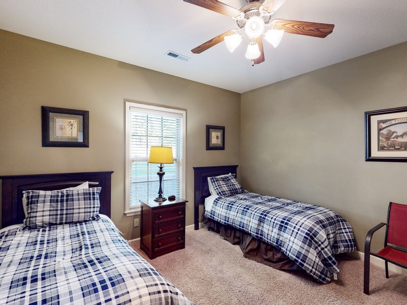Bedroom 2 - 2 twin beds