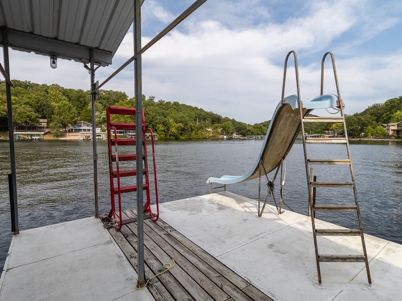 DOCK WITH SLIDE AND LADDER