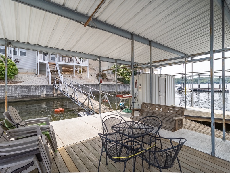 DOCK