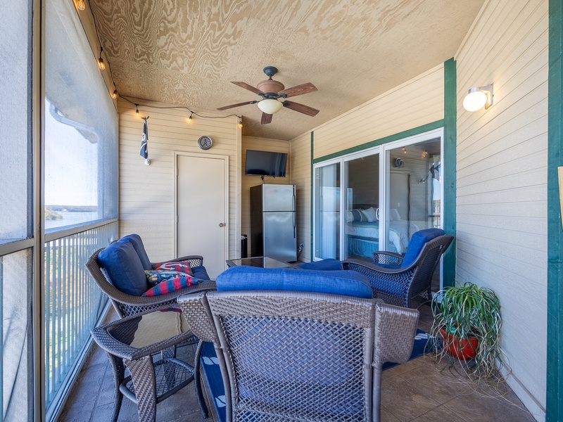 Lakeview screened in porch