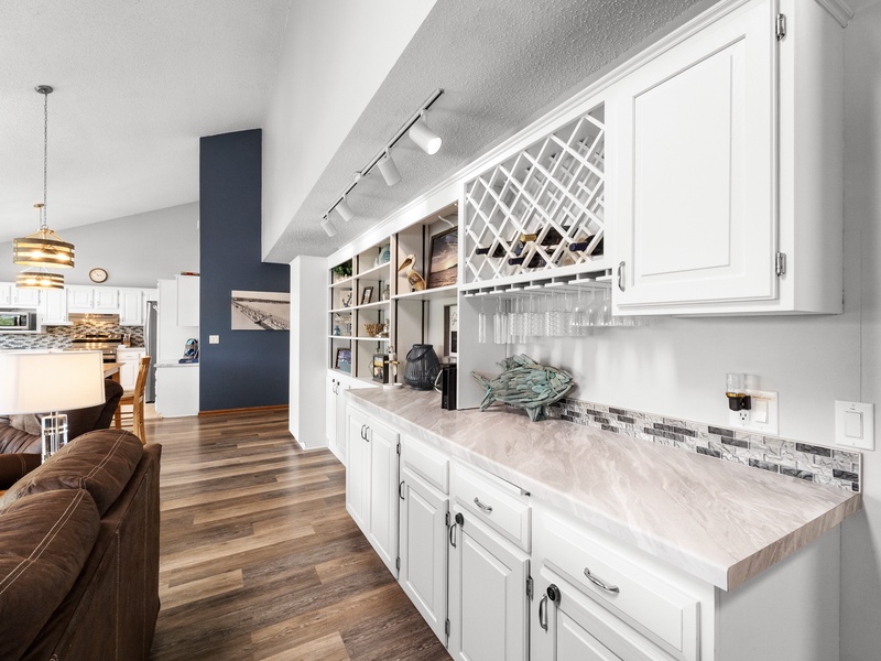 WET BAR