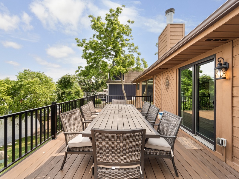 MAIN LEVEL DECK WITH LAKEVIEW