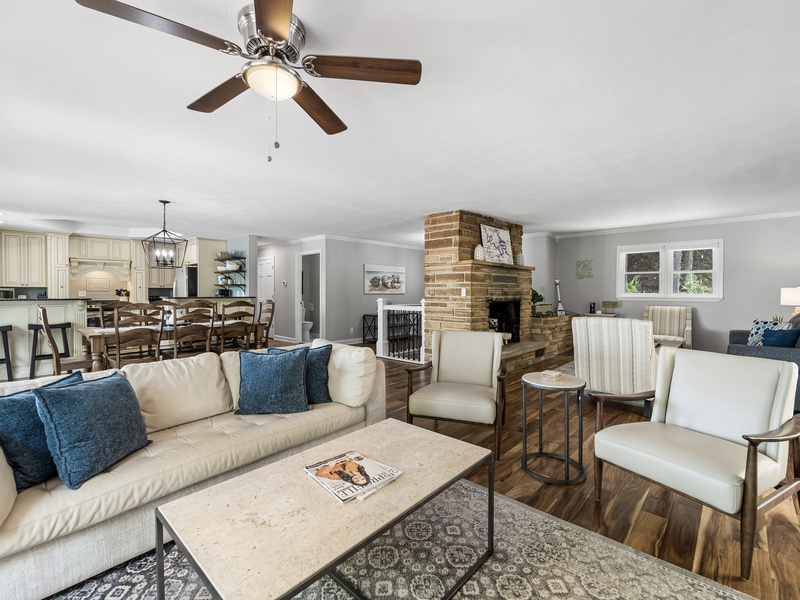 Lakeview living room