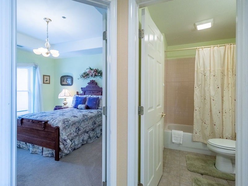 Bathroom 2 