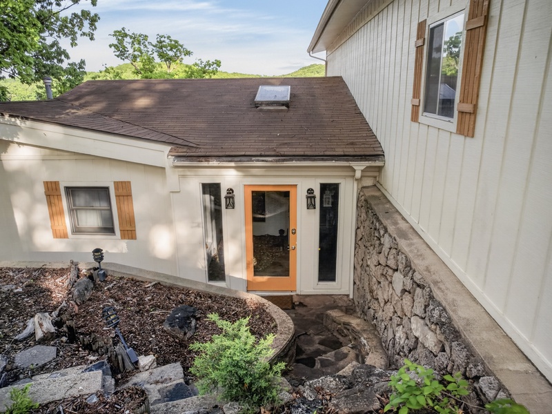 FRONT ENTRY