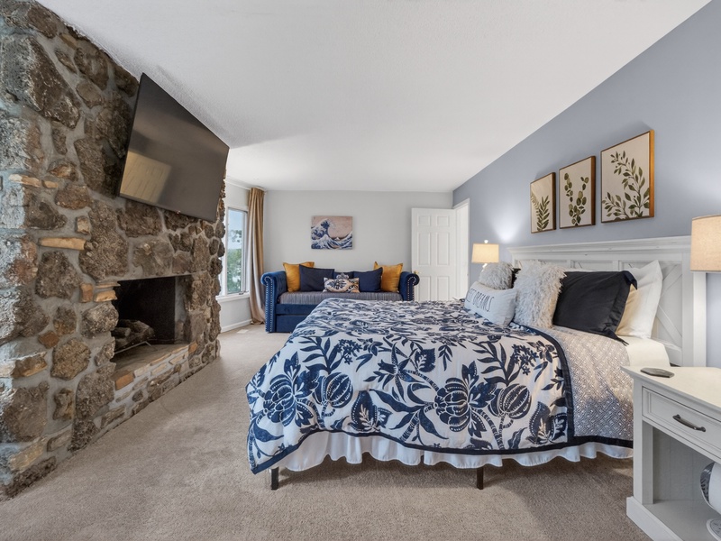 BEDROOM 3 - KING BED WITH DAY BED & TRUNDLE UPPER LEVEL