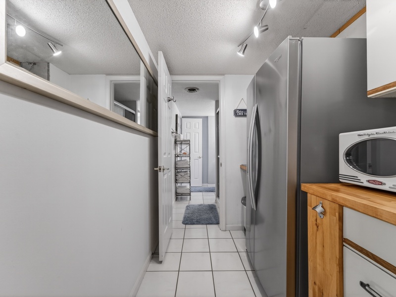 KITCHENETTE ON LOWER LEVEL