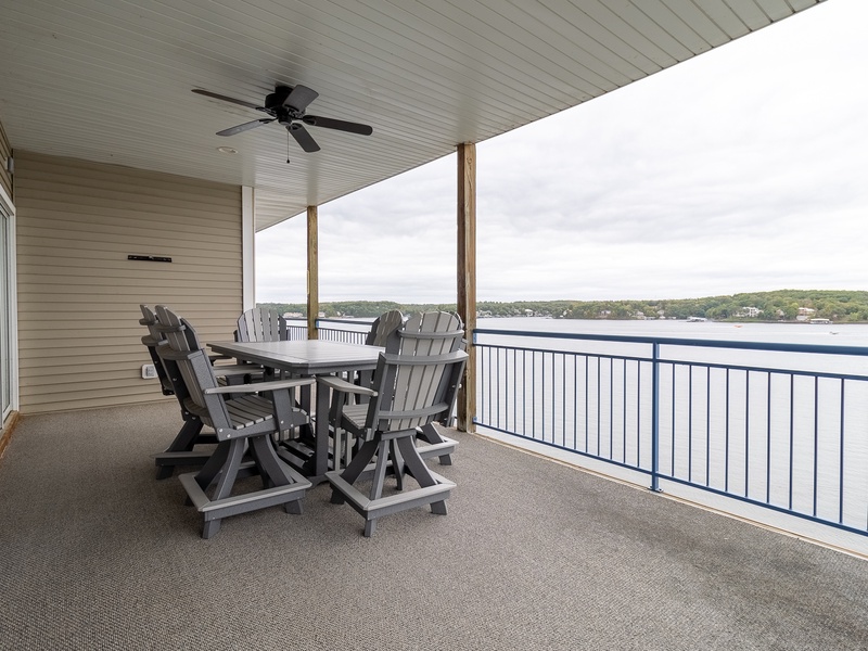 OPEN AIR DECK