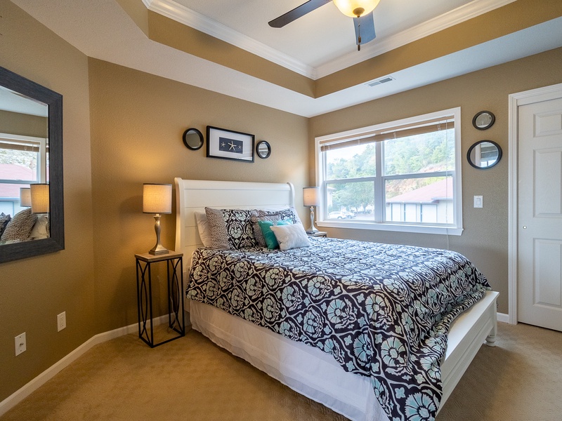 BEDROOM 3 WITH QUEEN BED