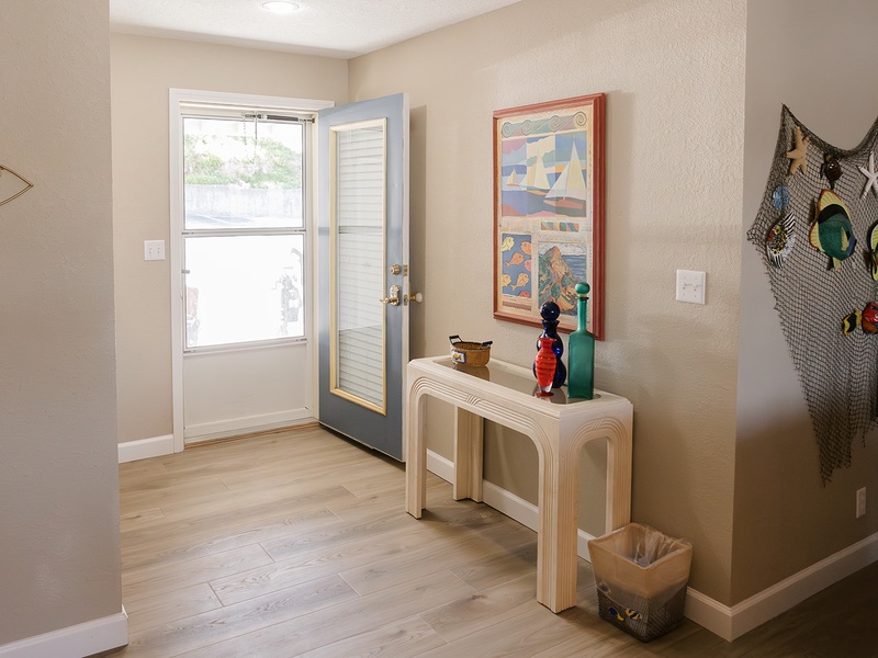 FRONT FOYER 