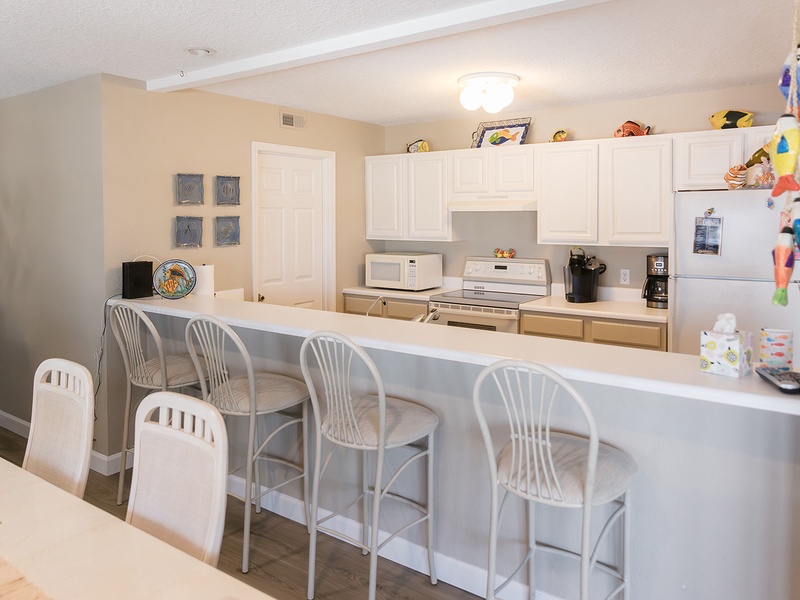 BREAKFAST BAR AND KITCHEN