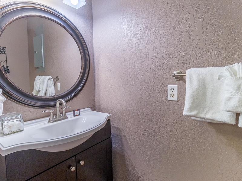 BATHROOM 4 - HALF BATH ADJOINING BEDROOM 4