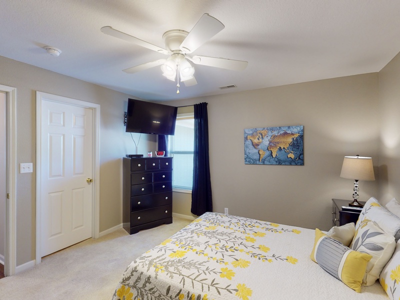 BEDROOM 2 WITH QUEEN BED
