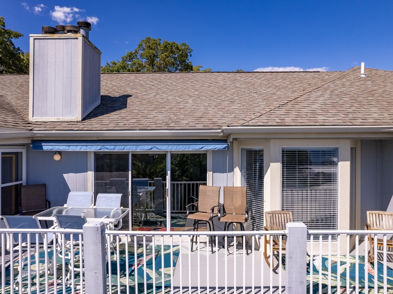 BACK DECK