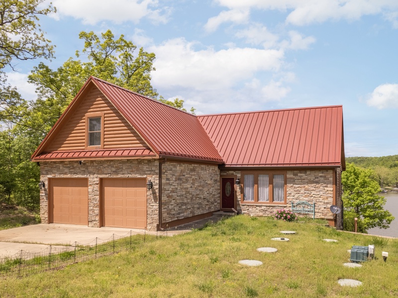 FRONT EXTERIOR