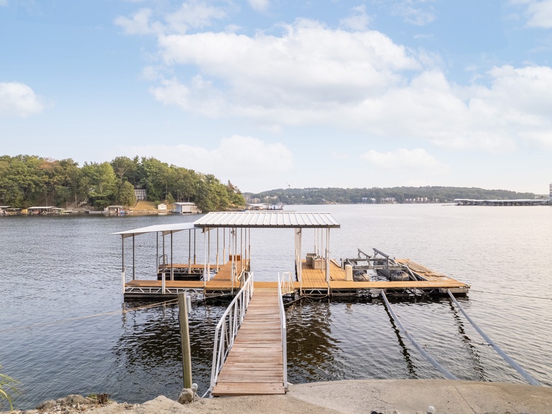 LAKEOZARKVACATION.COM