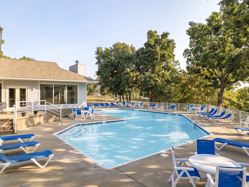 COMPLEX POOL