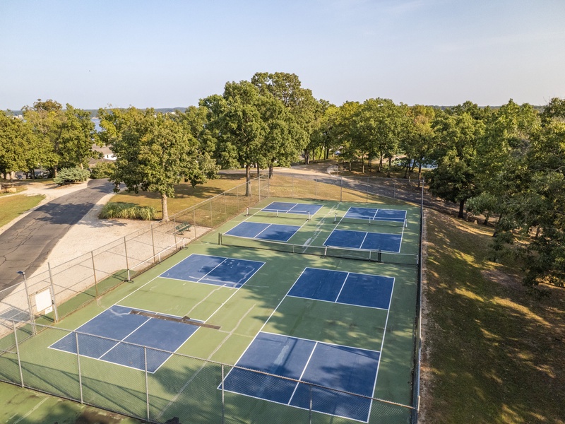 PICKLEBALL COURTS