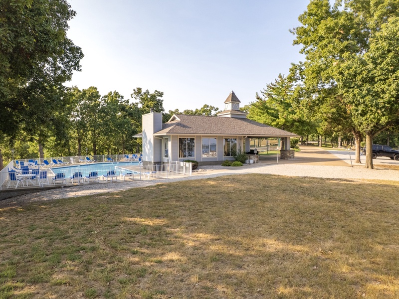 COMPLEX POOL