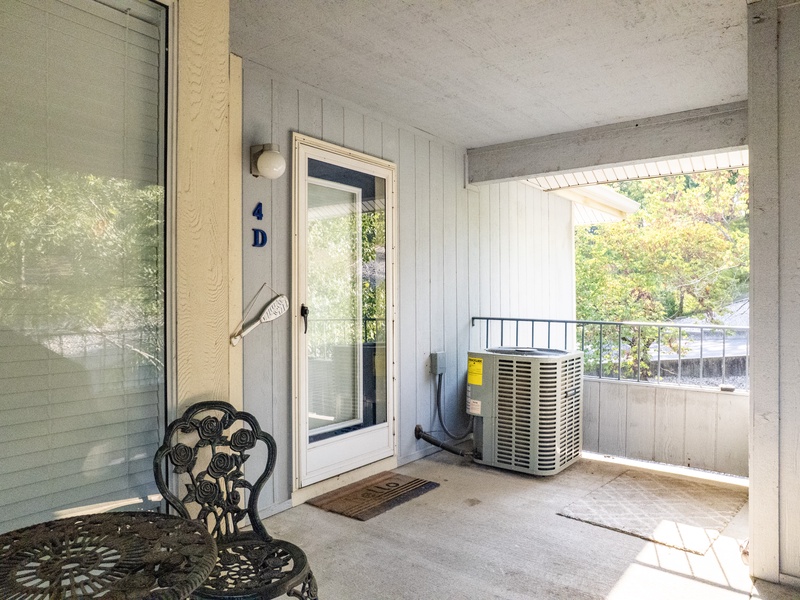 FRONT ENTRY