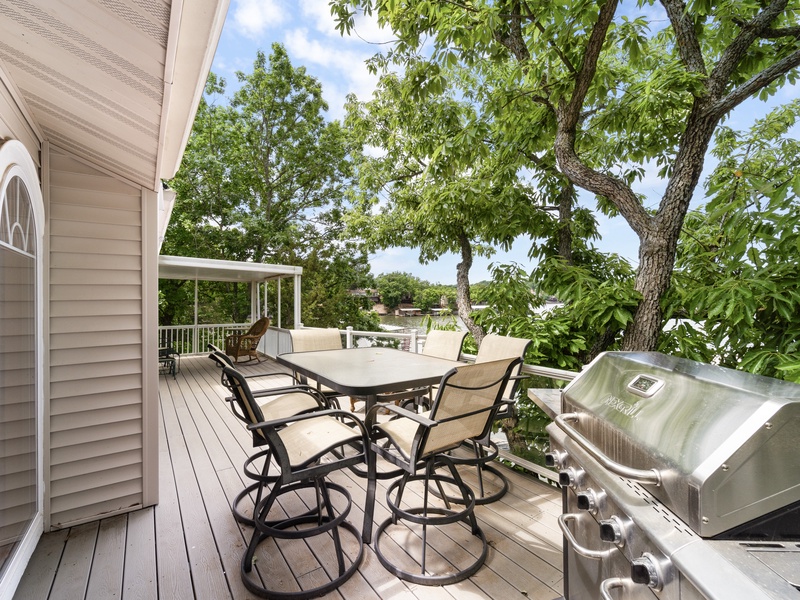 Lakeview deck