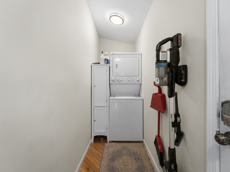 Laundry - upper level