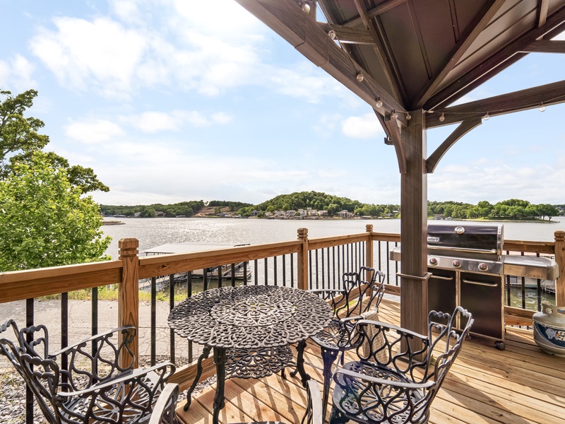 Lakeview deck