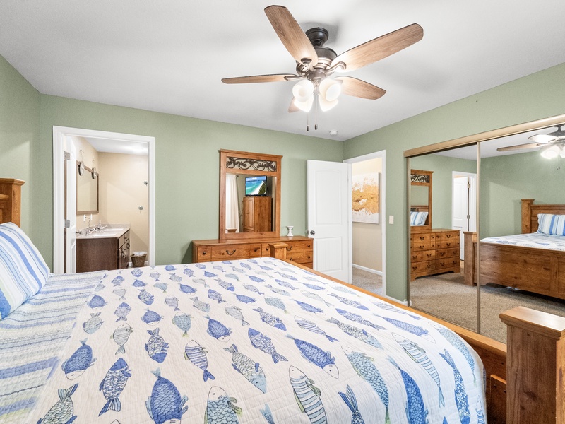 Bedroom 3 - King bed