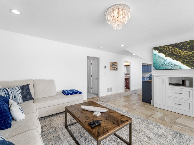 Lakeview living room
