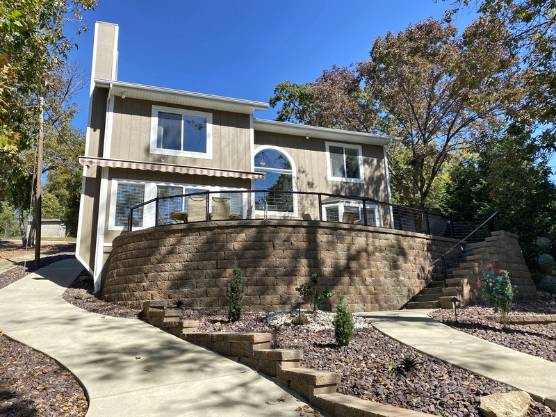 Lakeside exterior