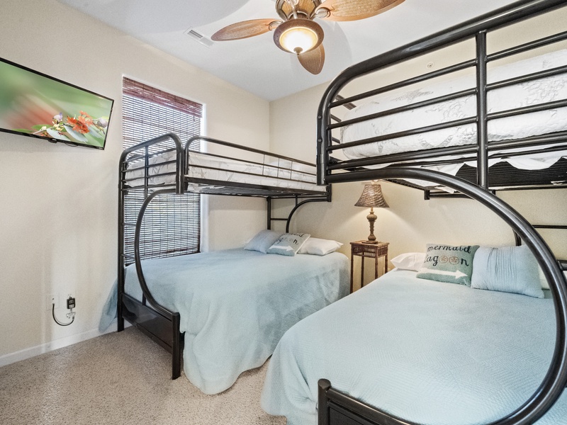 bedroom 3 - 2 twin over full bunks
