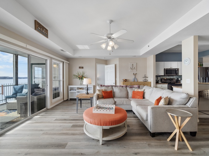 LAKEVIEW LIVING AREA