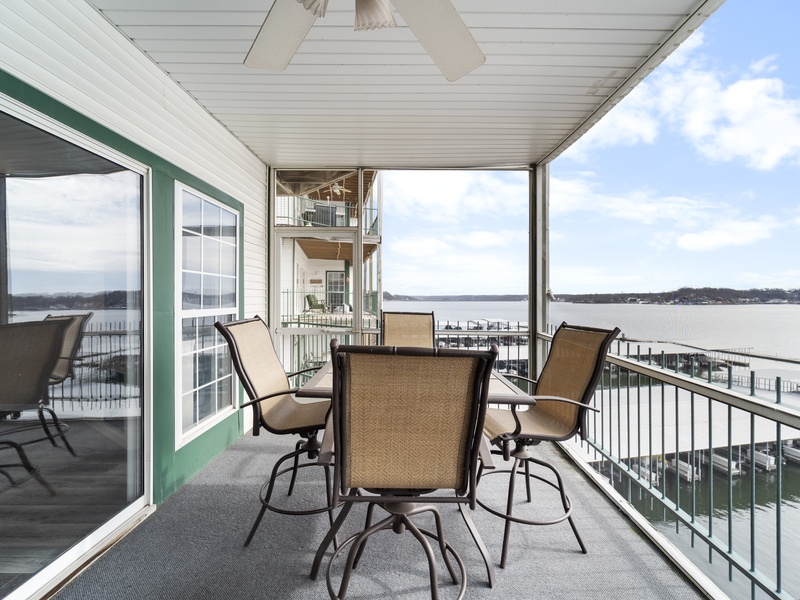 LAKEVIEW DECK