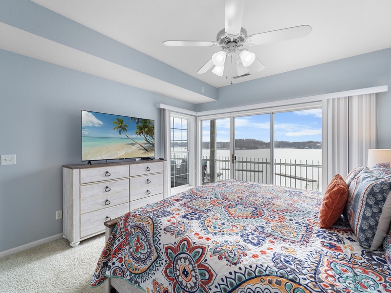 BEDROOM 1 - KING BED