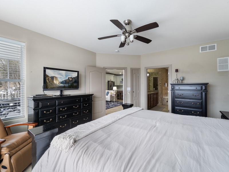 BEDROOM 1 - KING ON MAIN LEVEL